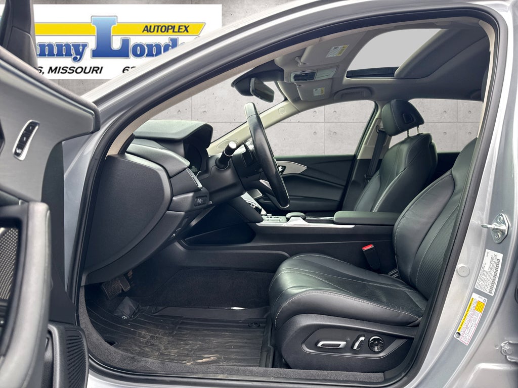 2022 Acura TLX w/Technology Package