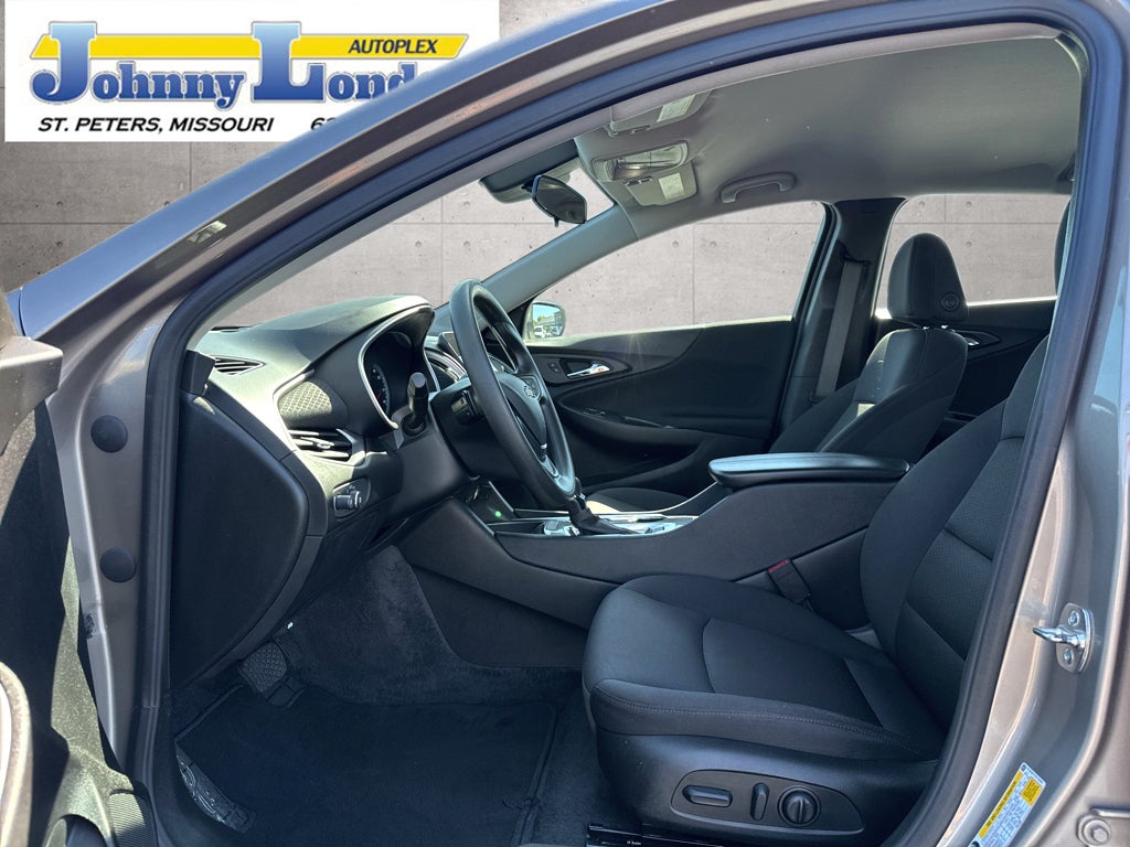 2025 Chevrolet Malibu LT