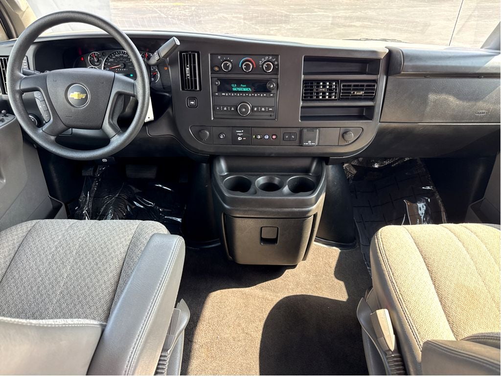 2025 Chevrolet Express LT