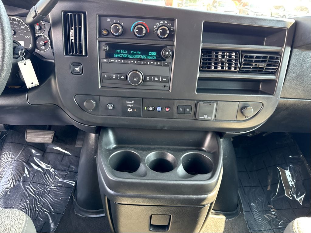 2025 Chevrolet Express LT
