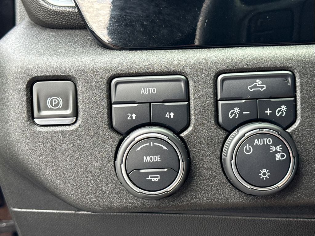2024 Chevrolet Silverado LT
