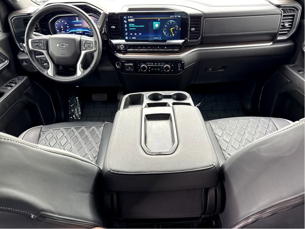 2024 Chevrolet Silverado RST
