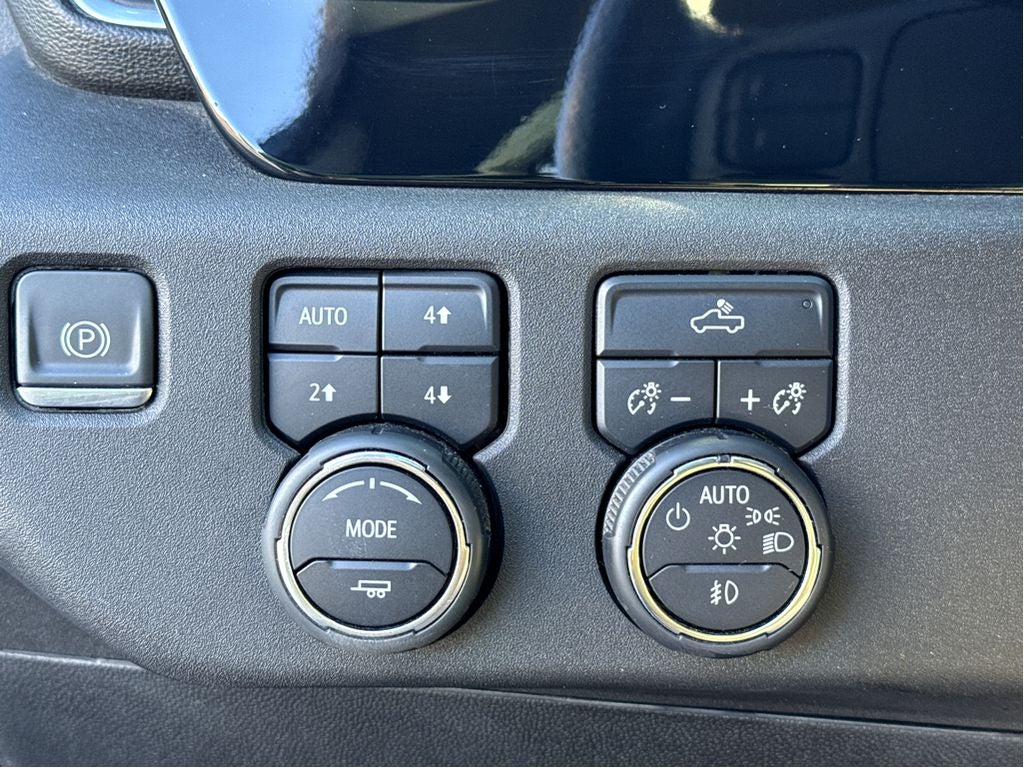 2023 Chevrolet Silverado RST