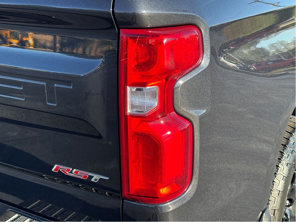 2023 Chevrolet Silverado RST