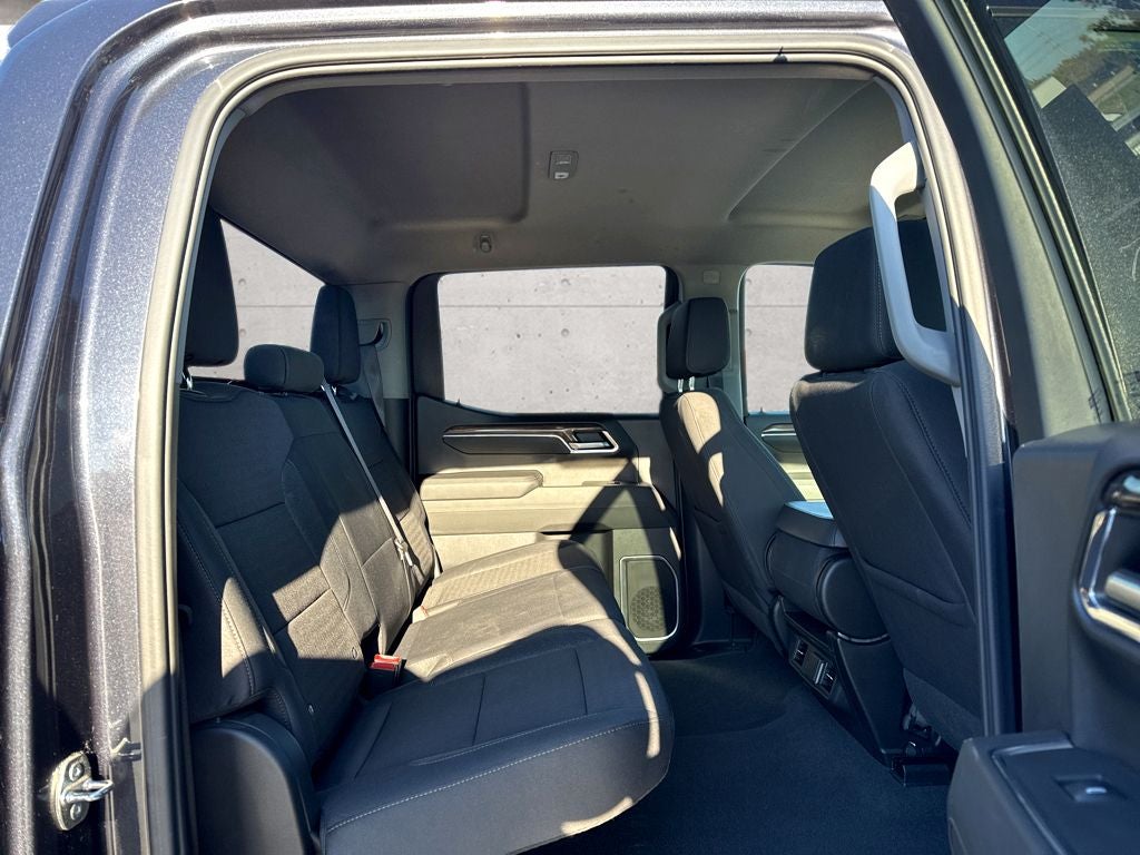 2023 Chevrolet Silverado RST