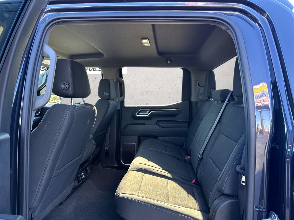 2023 Chevrolet Silverado RST