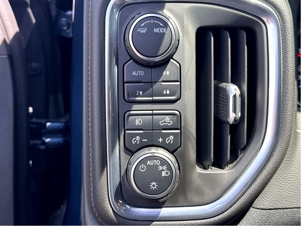 2020 Chevrolet Silverado RST