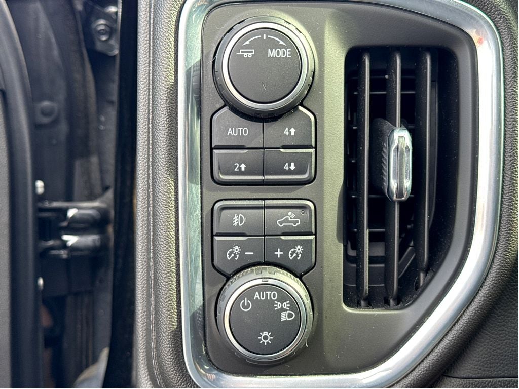 2022 Chevrolet Silverado RST