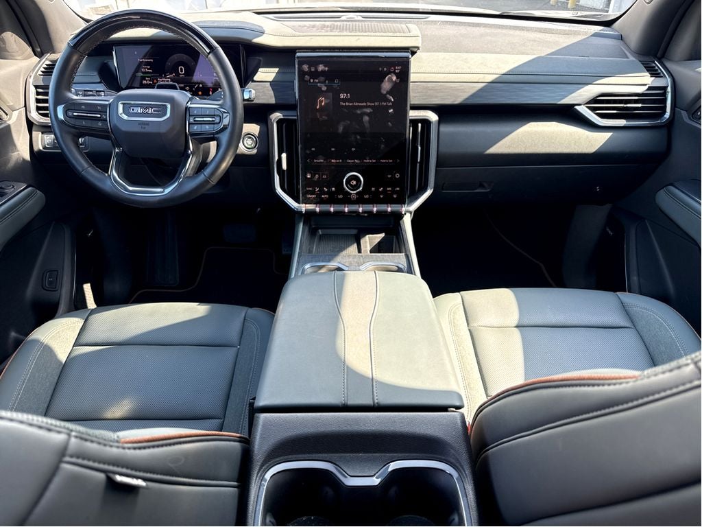 2024 GMC Acadia AWD AT4