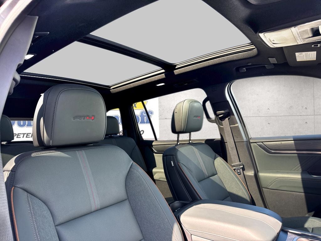 2024 GMC Acadia AWD AT4