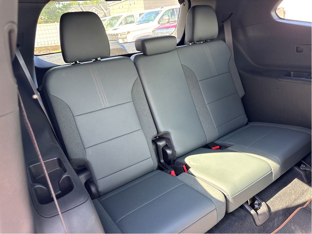 2024 GMC Acadia AWD AT4