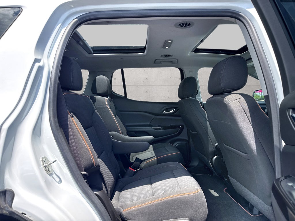 2023 GMC Acadia AT4 - Photo 8