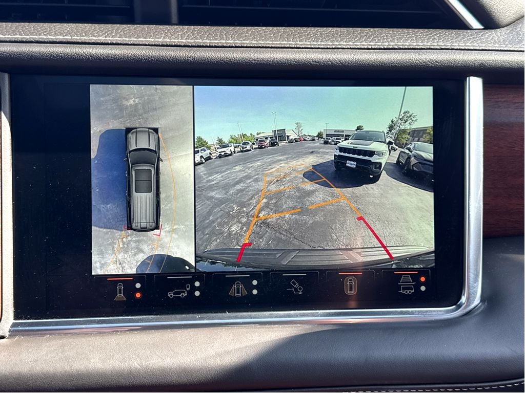 2023 GMC Yukon XL Denali Ultimate