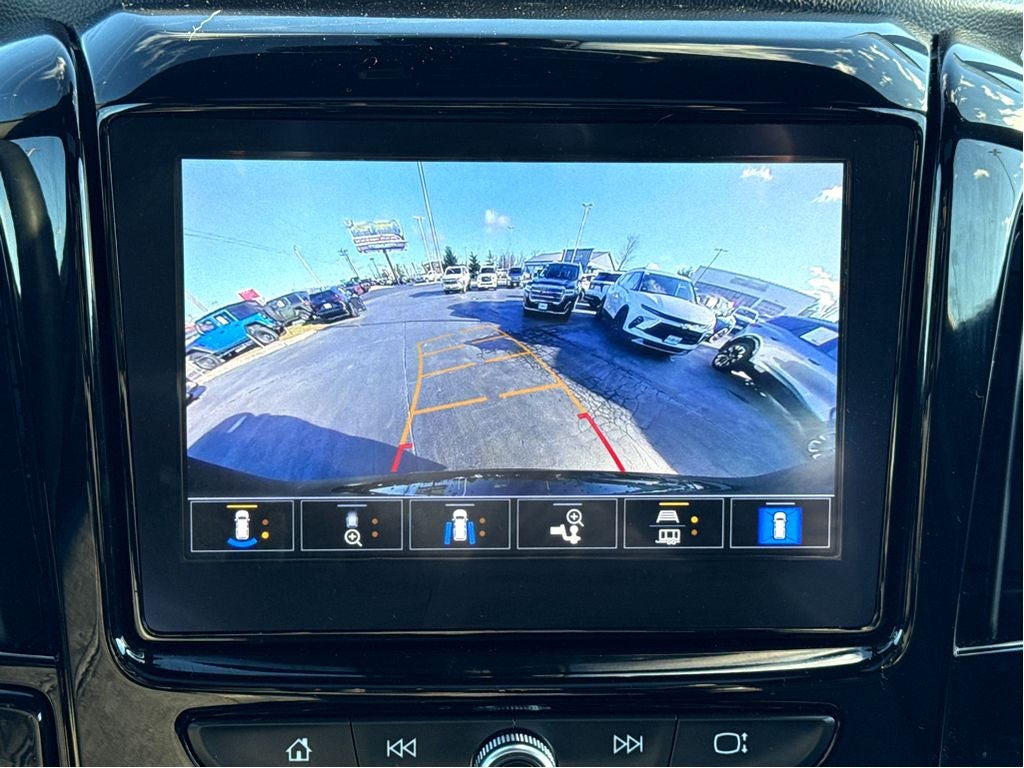 2023 Chevrolet Traverse RS