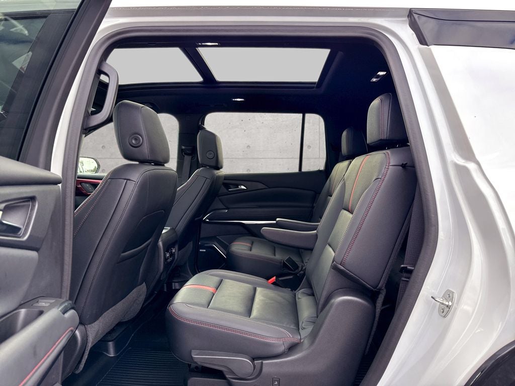 2024 Chevrolet Traverse AWD RS