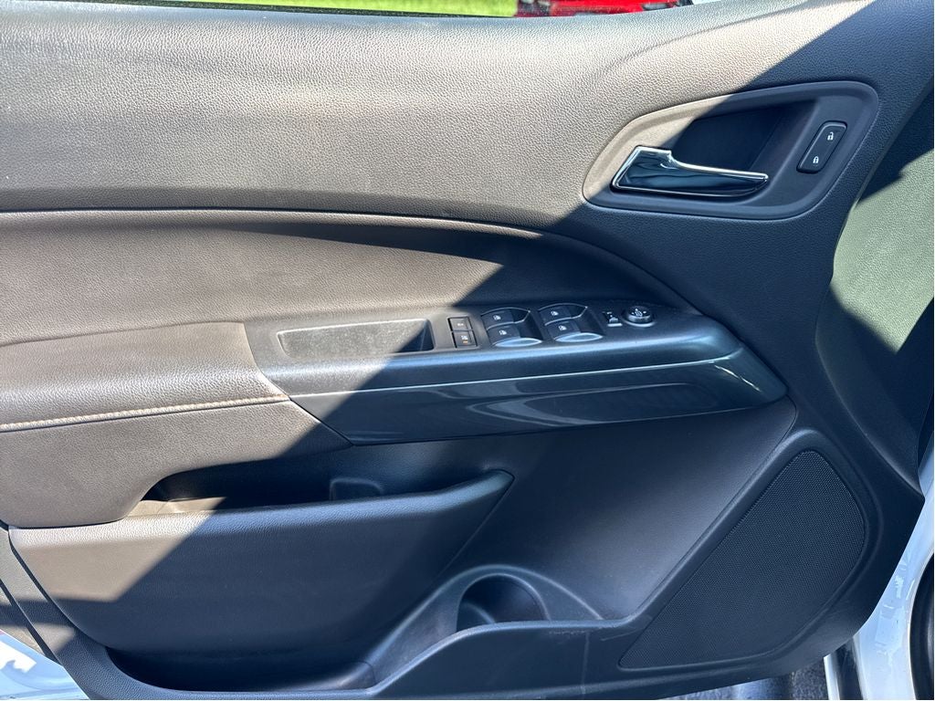 2022 GMC Canyon 4WD AT4 w/Leather