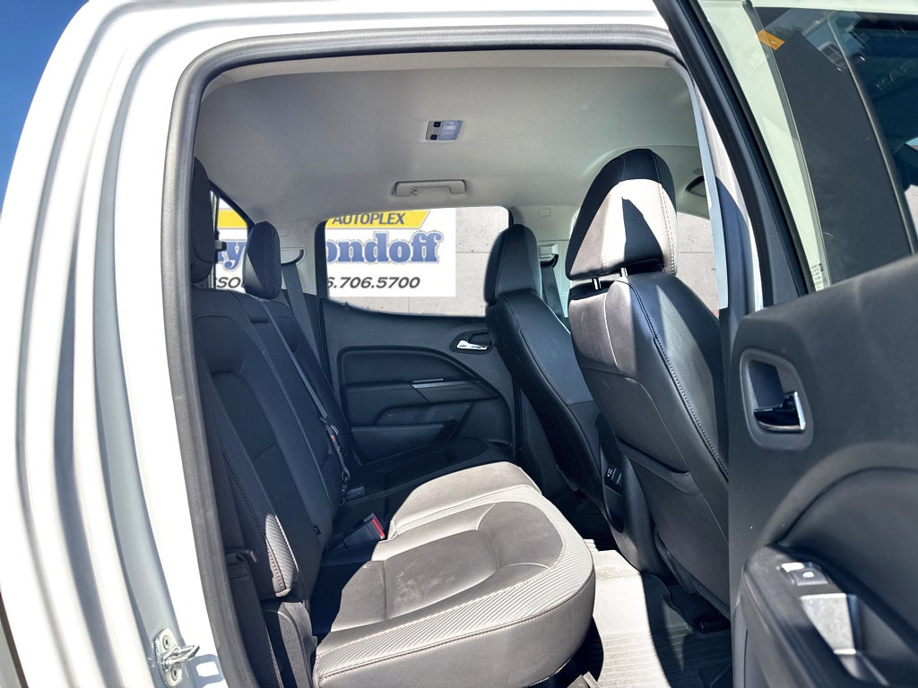 2022 GMC Canyon 4WD AT4 w/Leather