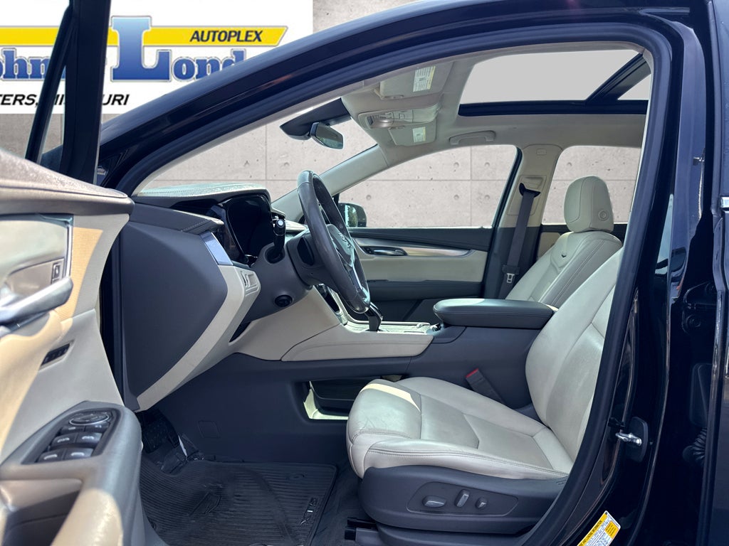 2018 Cadillac XT5 Premium Luxury FWD