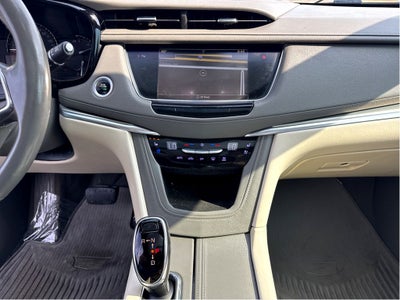 2018 Cadillac XT5 Premium Luxury FWD