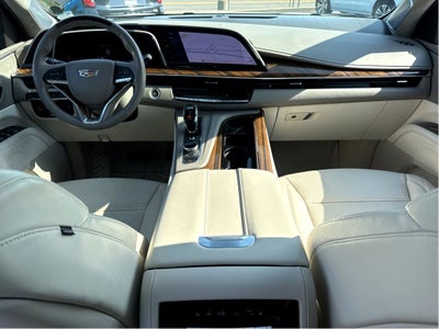 2024 Cadillac Escalade 4WD Sport Platinum