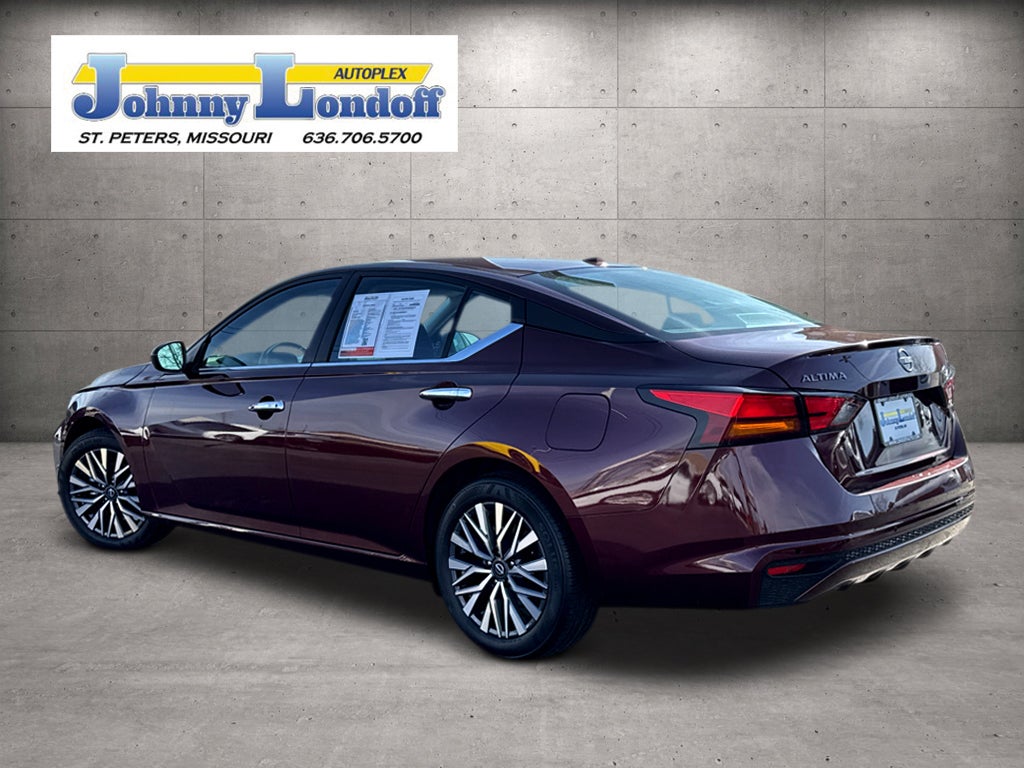 2025 Nissan Altima SV