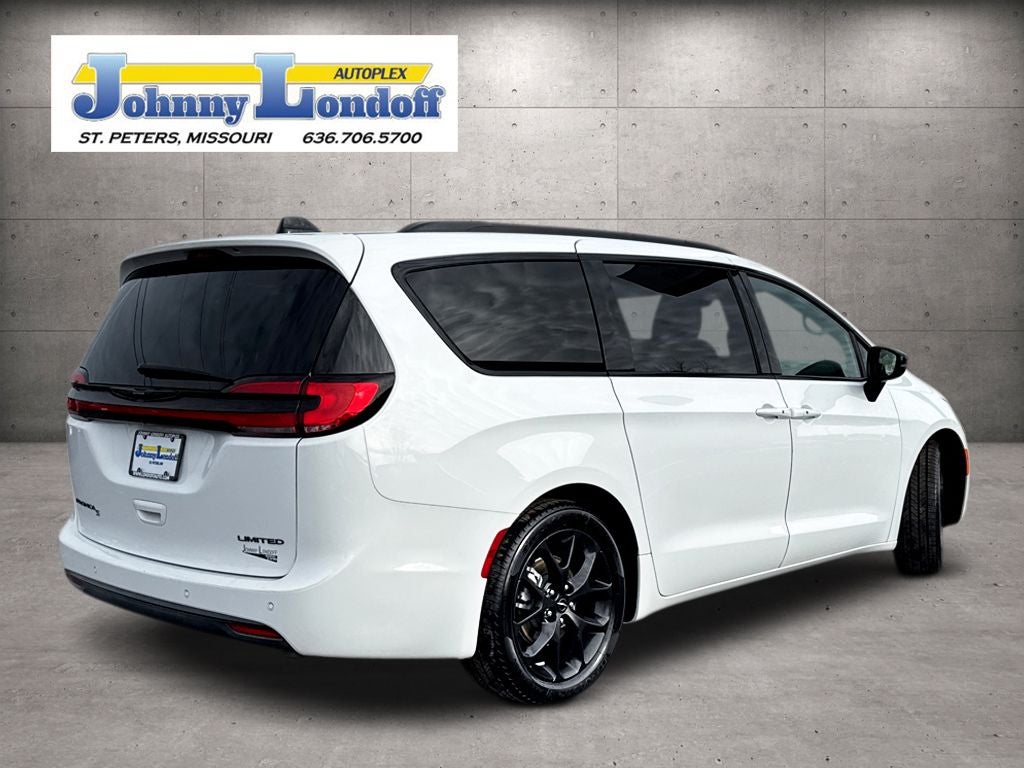 2025 Chrysler Pacifica Limited