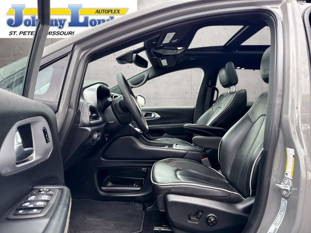 2025 Chrysler Pacifica Limited