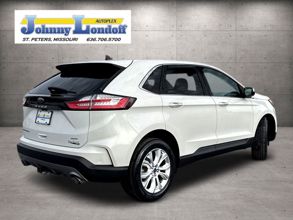 2022 Ford Edge Titanium
