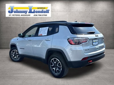 2025 Jeep Compass Trailhawk