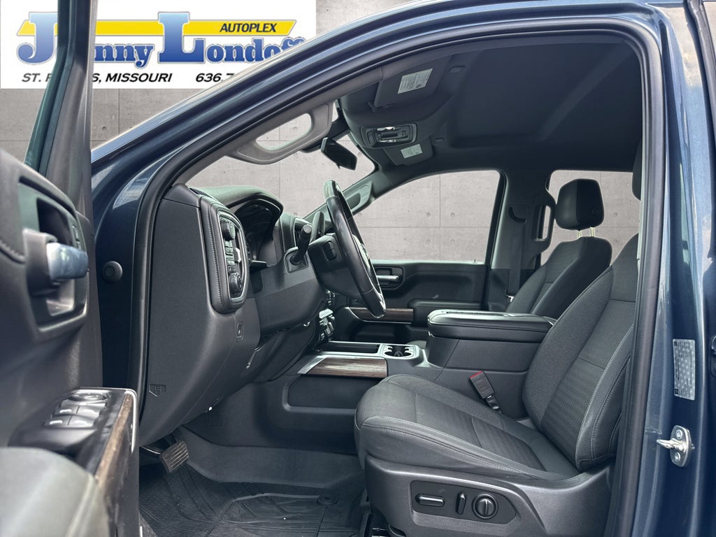 2019 Chevrolet Silverado RST