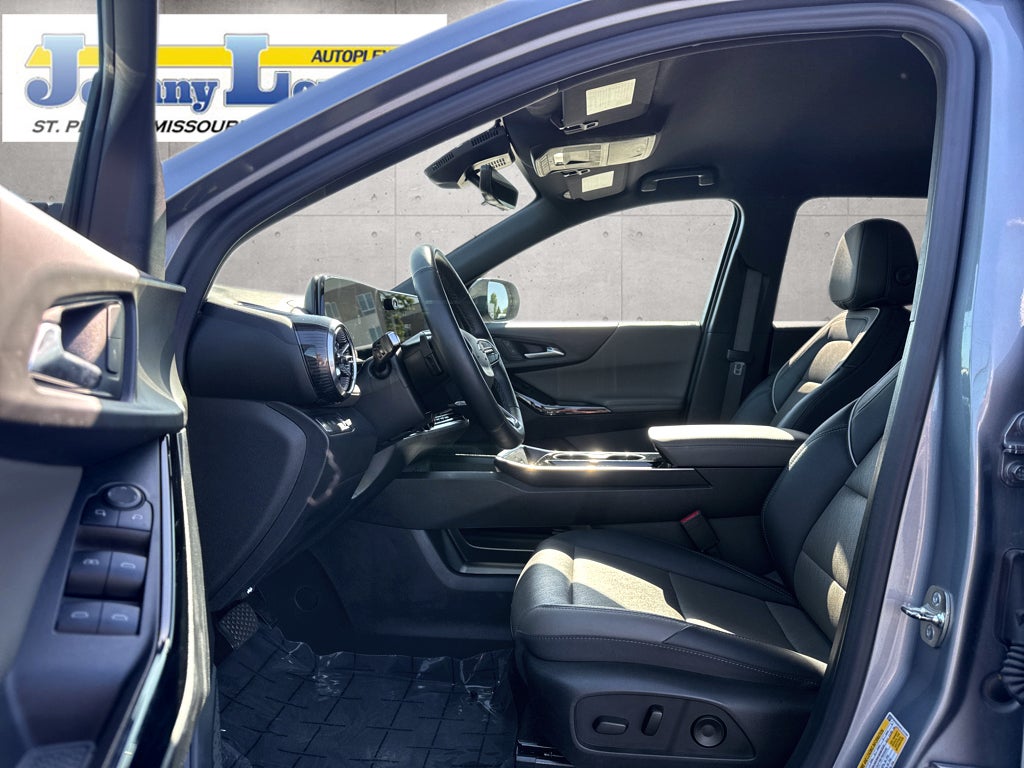 2025 Chevrolet Equinox FWD LT