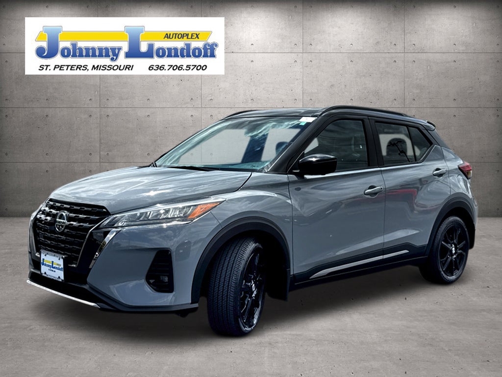 2021 Nissan Kicks SR