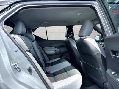 2021 Nissan Kicks SR