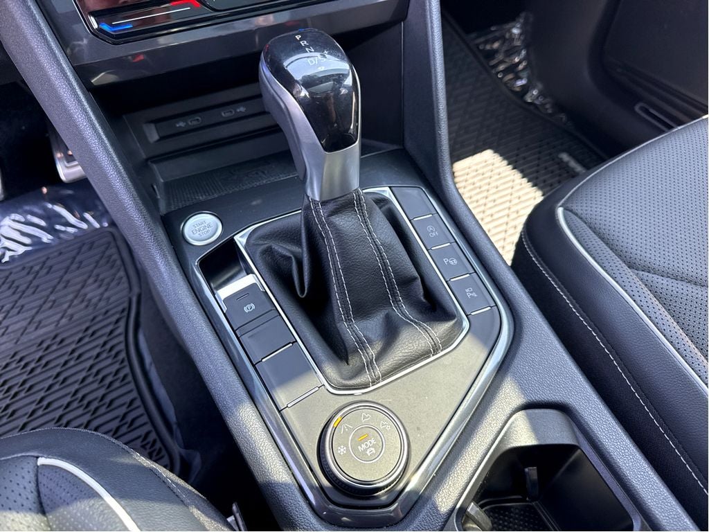2022 Volkswagen Tiguan SEL R-Line