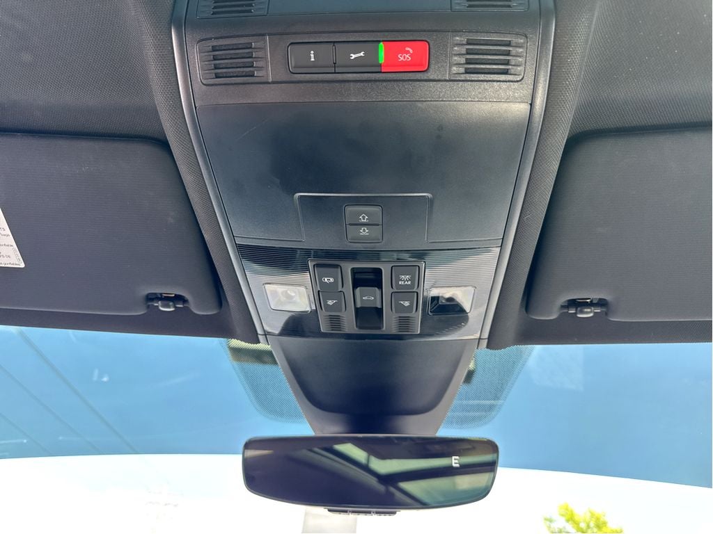 2022 Volkswagen Tiguan SEL R-Line
