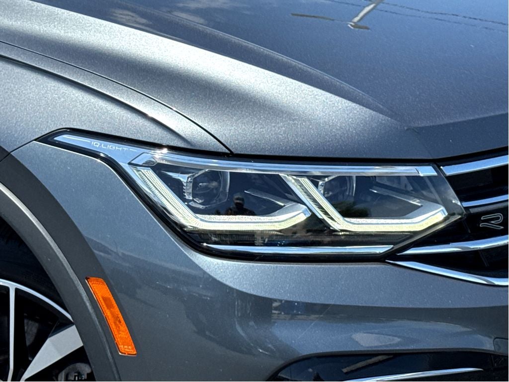 2022 Volkswagen Tiguan SEL R-Line