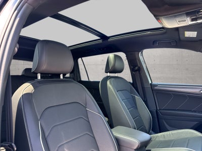 2022 Volkswagen Tiguan SEL R-Line