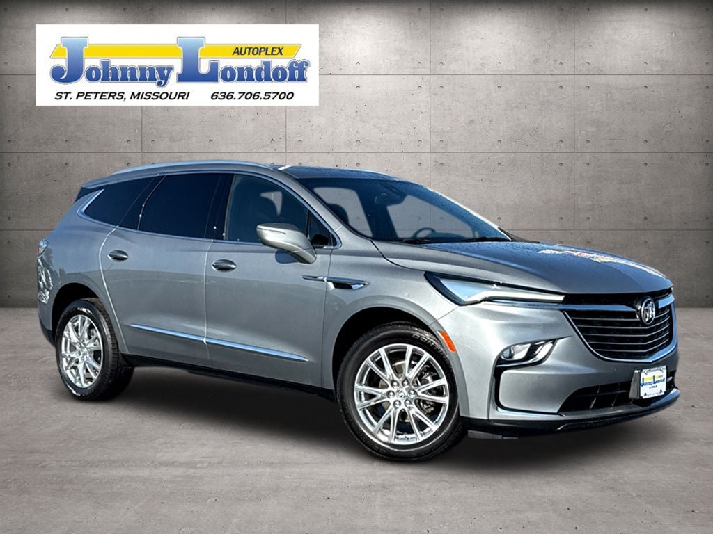 2023 Buick Enclave Essence