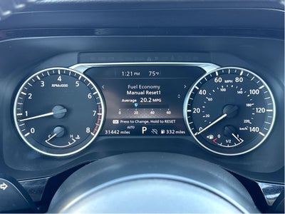 2025 Nissan Pathfinder SV