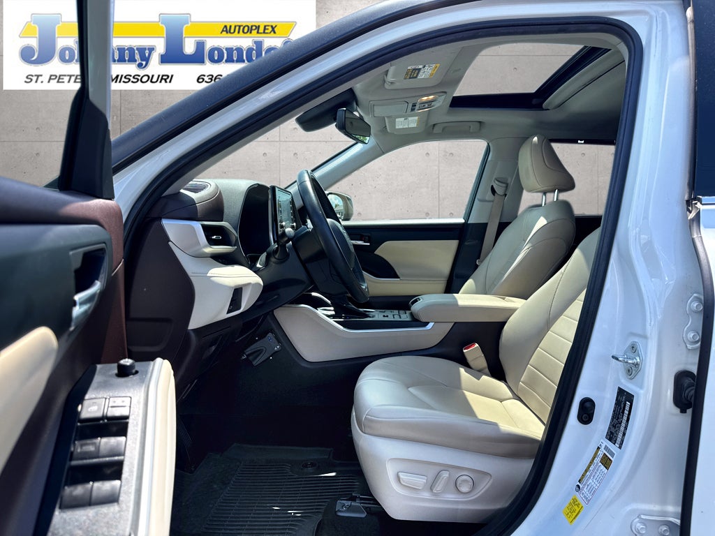 2022 Toyota Highlander XLE