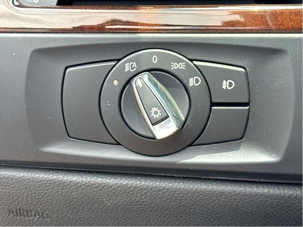 2011 BMW 3 series 328i
