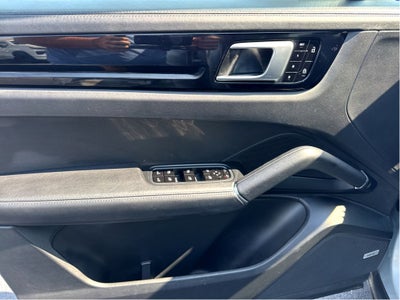 2019 Porsche Cayenne S