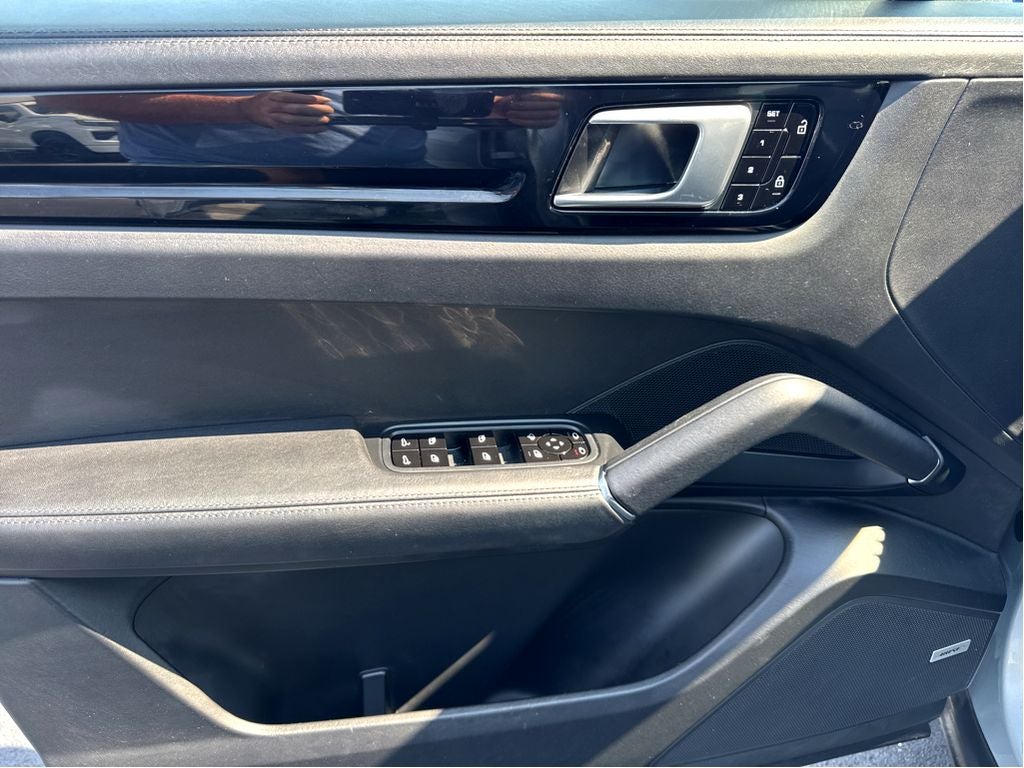 2019 Porsche Cayenne S