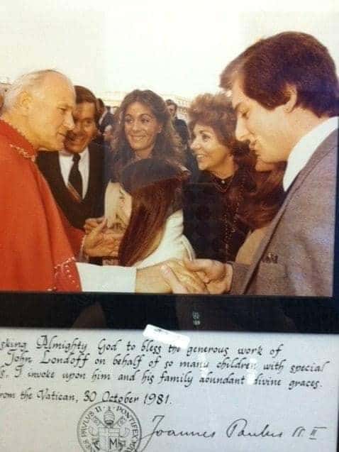 The Londoff family meeting Pope John Paul II